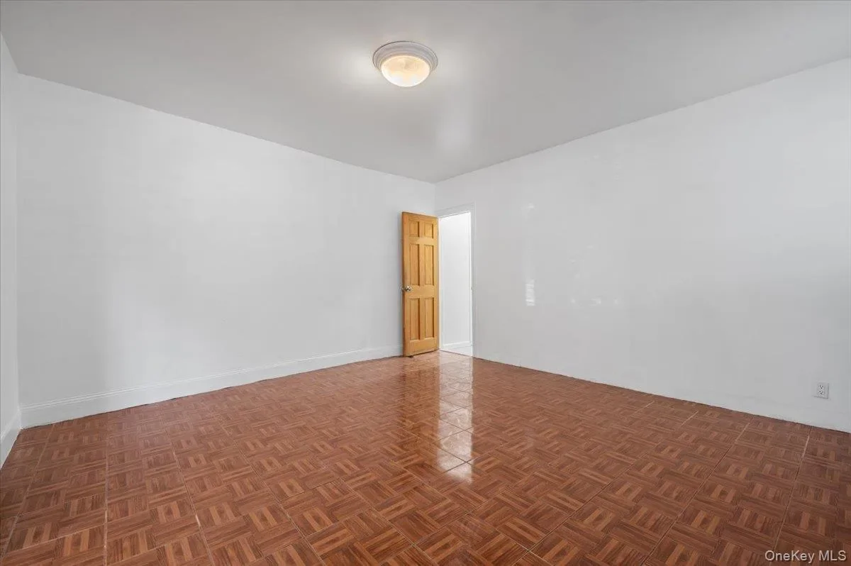 14744 84th Drive, Briarwood, NY 11435, New York, New York, United States. - Photo 16