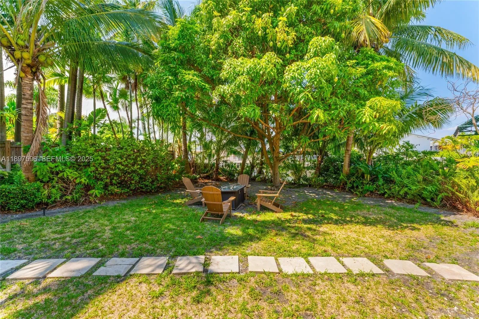 1809 Coral Gardens Dr, Fort Lauderdale, Florida, United States. - Photo 36