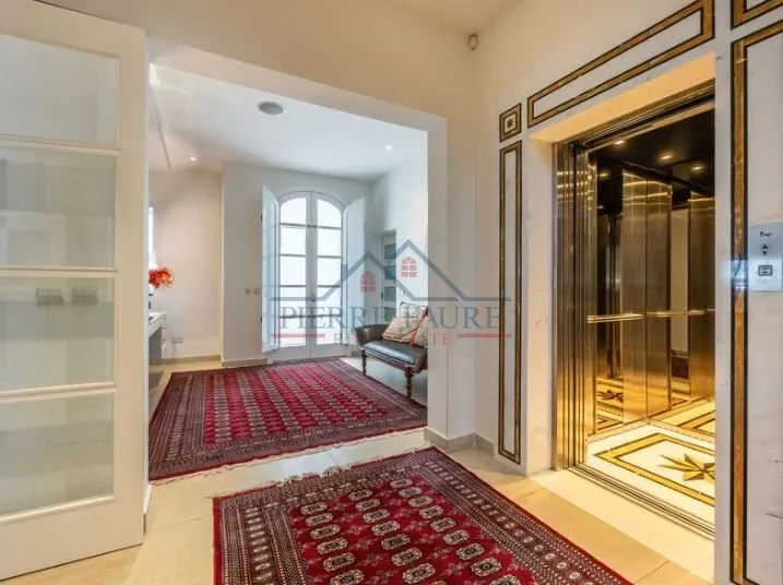 Gallery photo 12