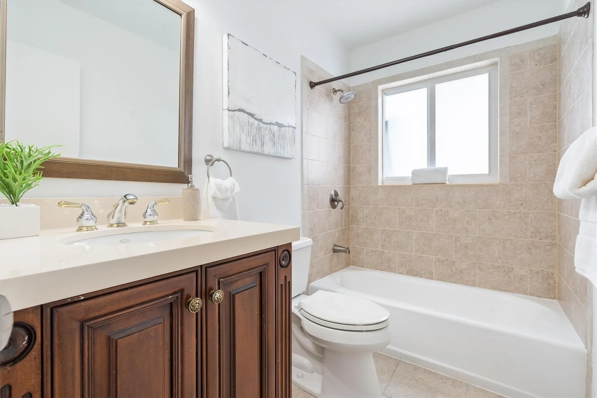 370 SE 3rd Ct, Pompano Beach, Florida, United States. - Photo 18