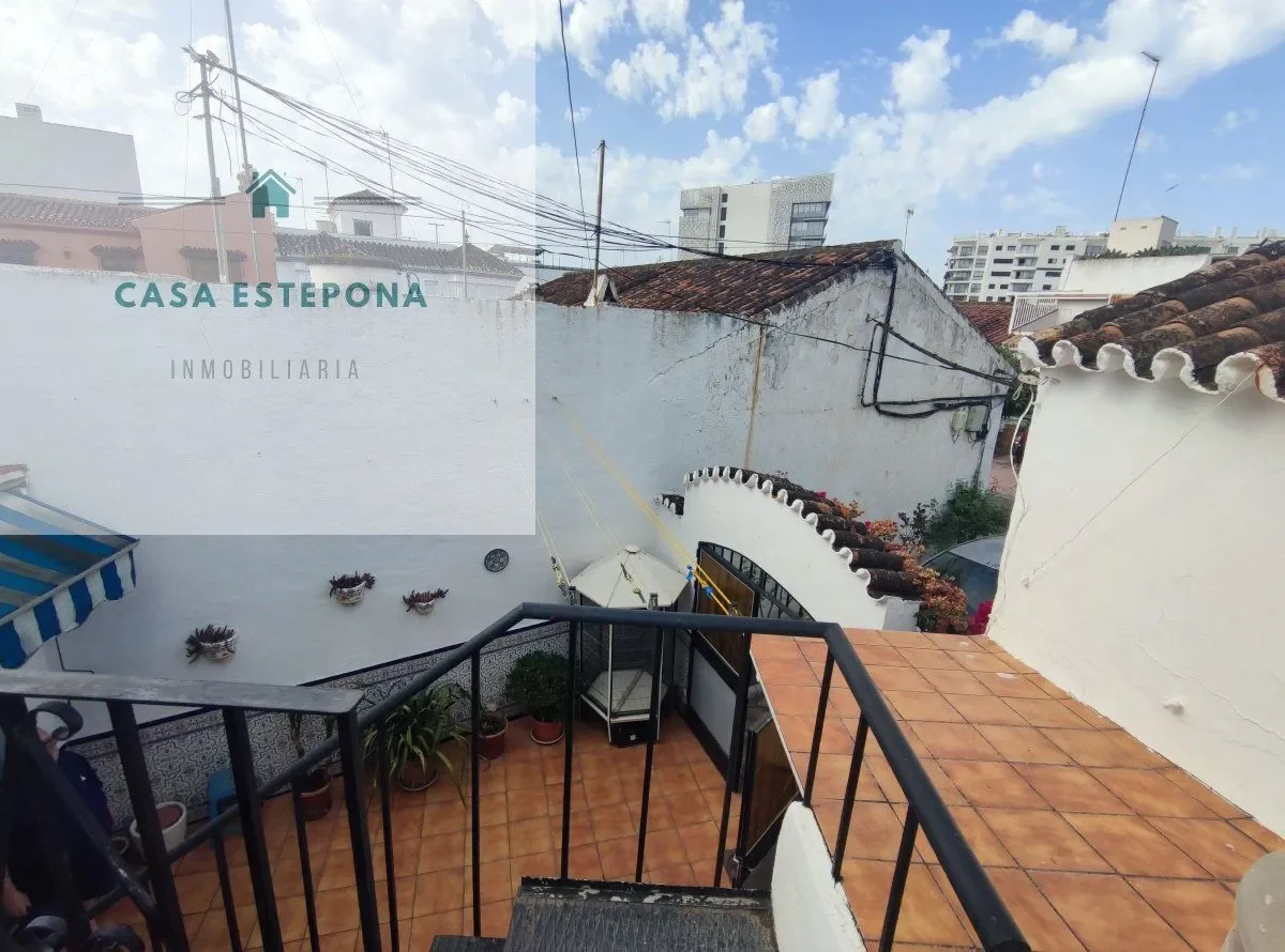 Exterior photo 9