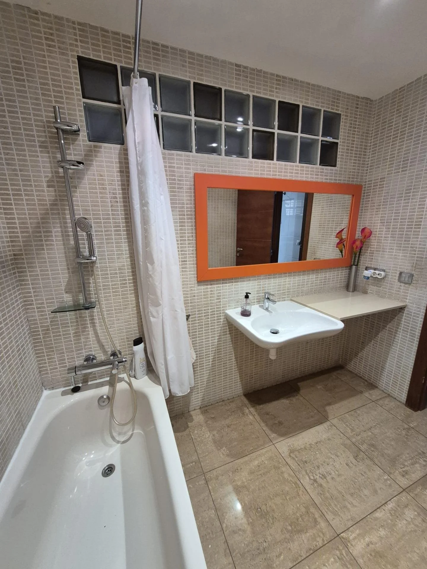 Gallery photo 11