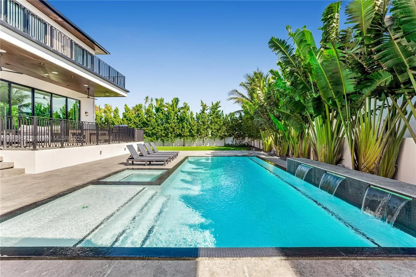 9045 Hawthorne Ave, Bal Harbour, Florida, United States. - Photo 1