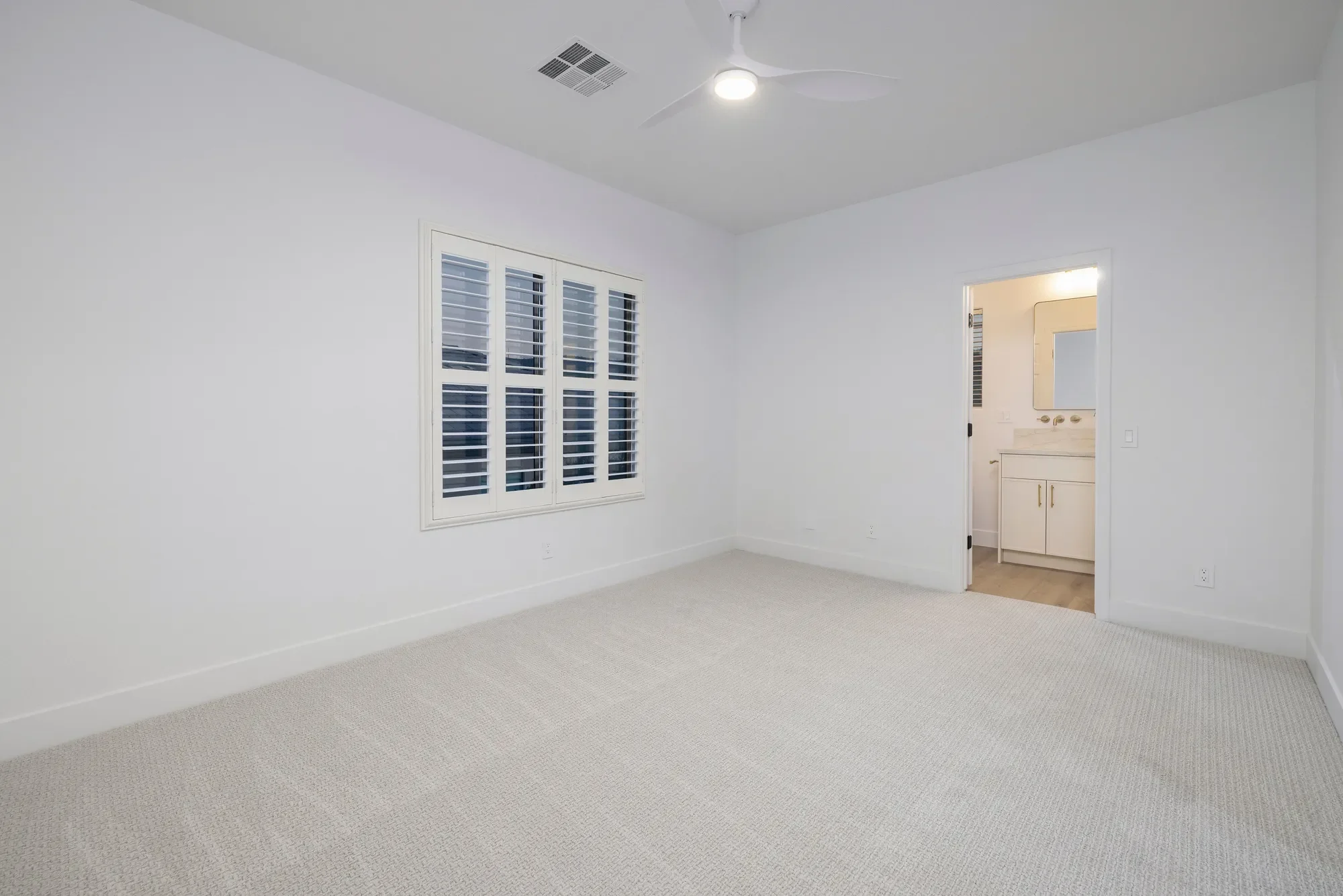 12 Oro Valley Drive, Henderson, NV 89052, Henderson, Nevada, United States. - Photo 27