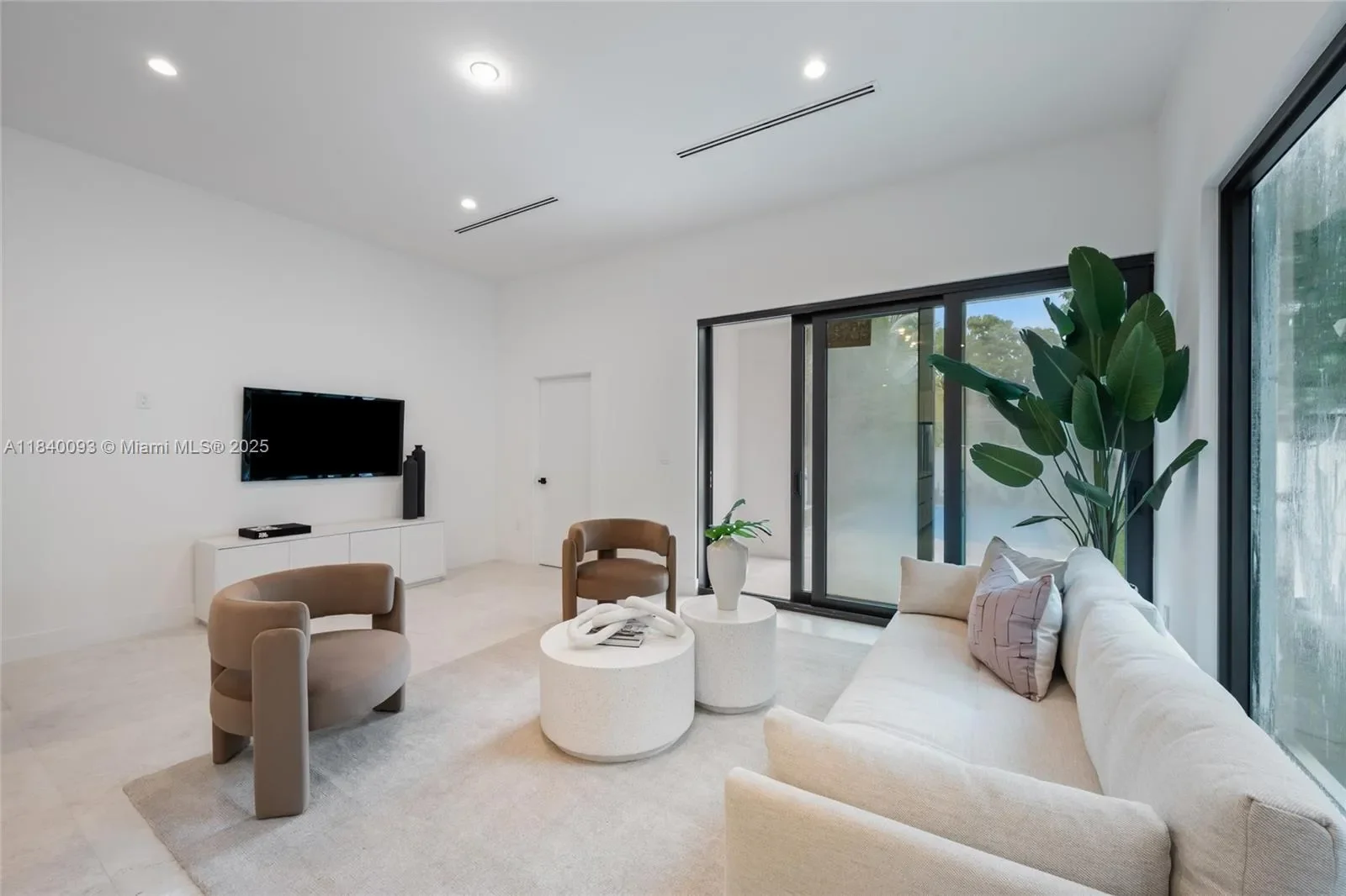 Gallery photo 6