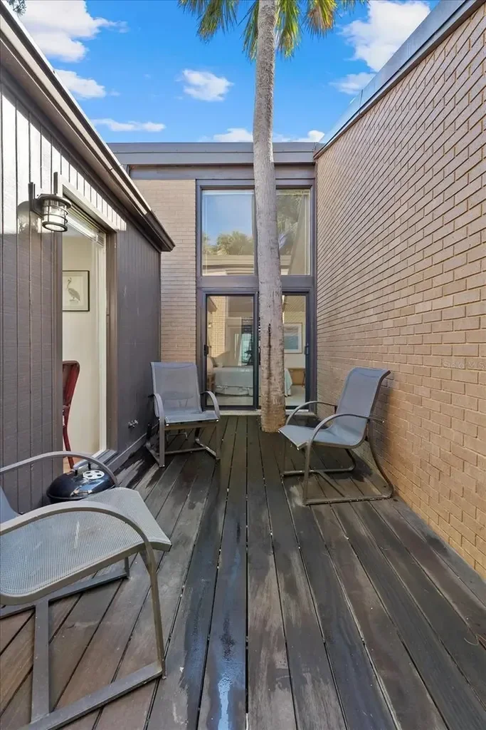 35 Sandy Cove Road, #2A, Sarasota, FL, 34242, USA, Siesta Key, Florida, United States. - Photo 32