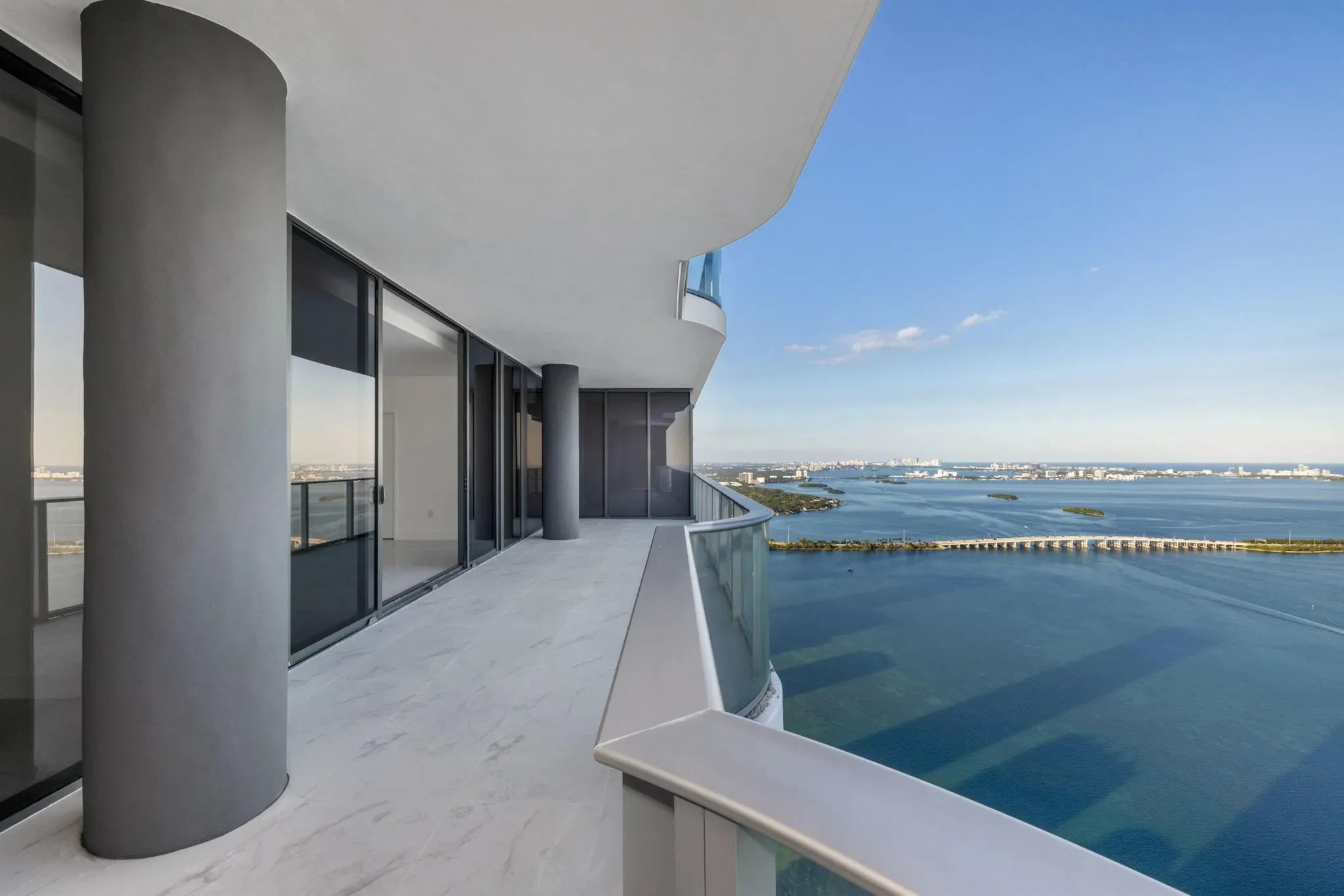 700 NE 24th Street Penthouse Mansion-6003, Miami, Florida, United States. - Photo 16