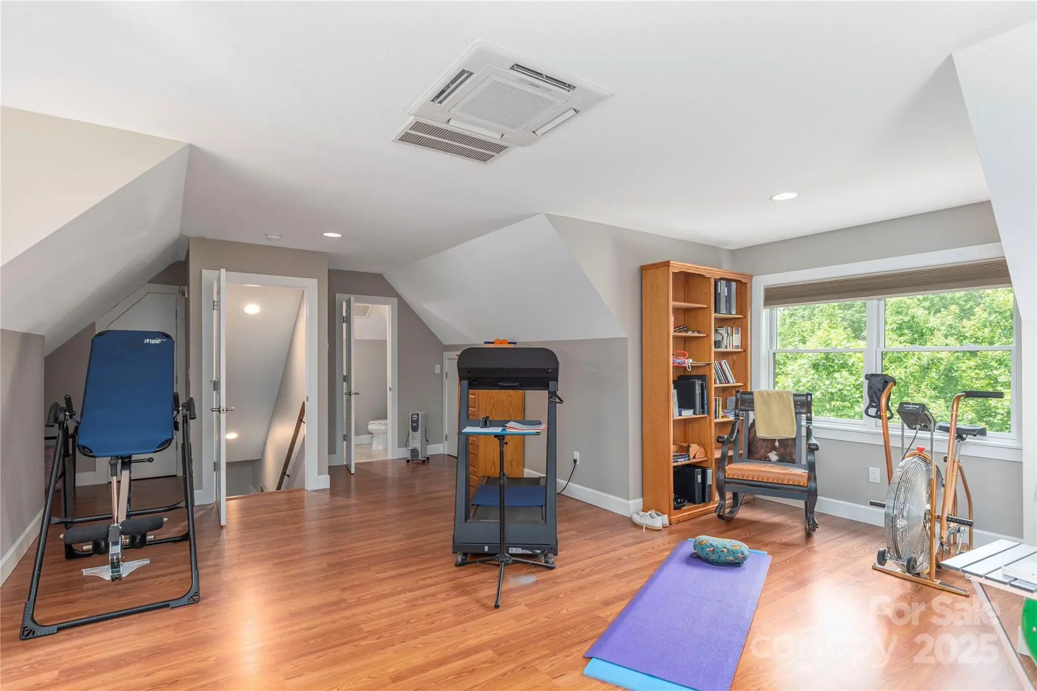930 Big Raven Lane, Saluda, NC 28773, Saluda, North Carolina, United States. - Photo 25