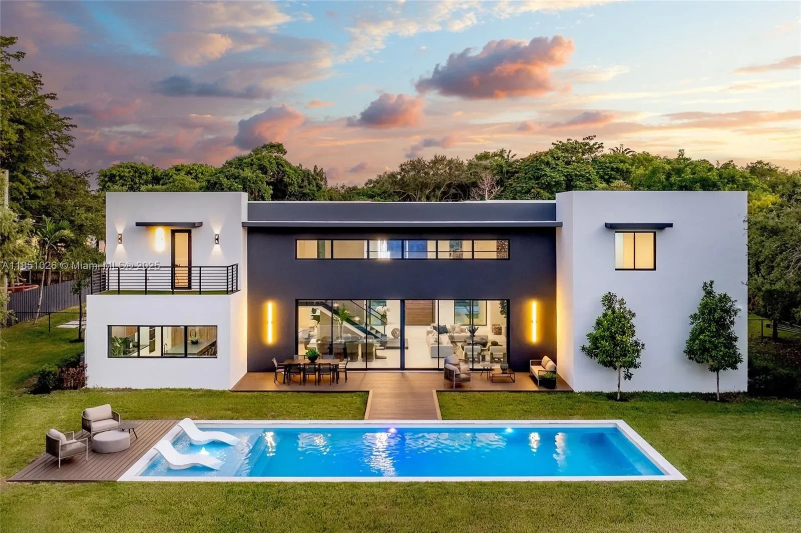 6445 SW 129th Ter, Coral Gables, Florida, United States. - Photo 11