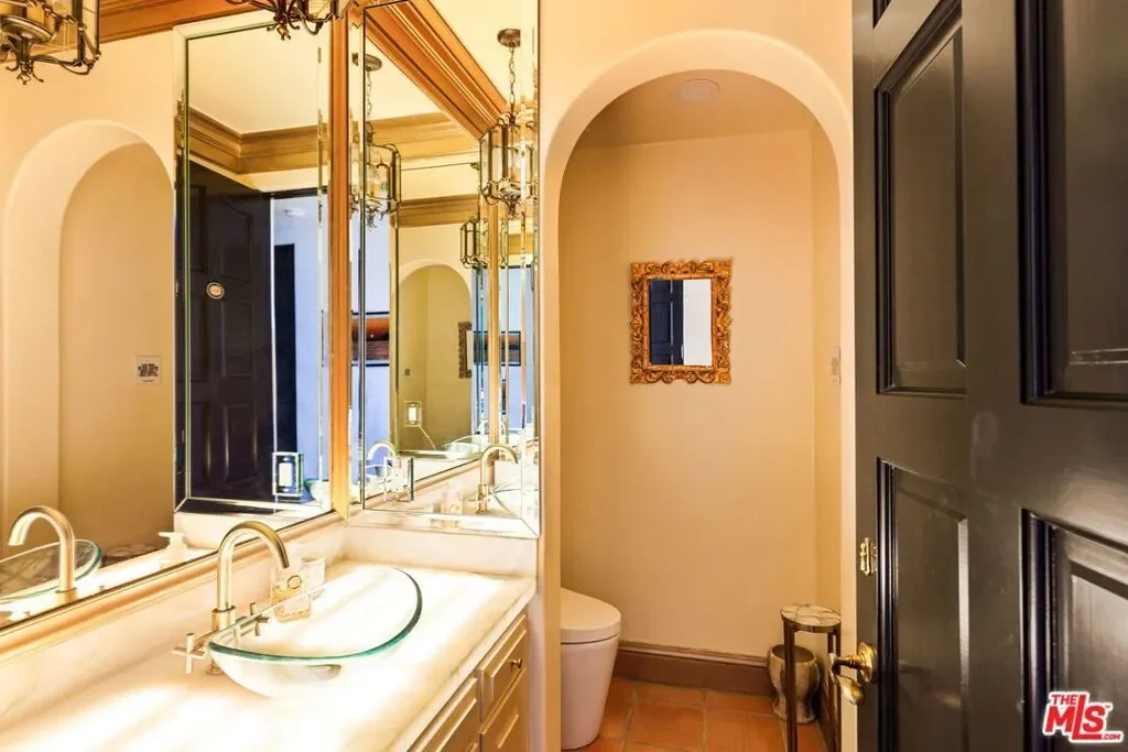 2113 Stoney Hill Road, Los Angeles, California, United States. - Photo 22