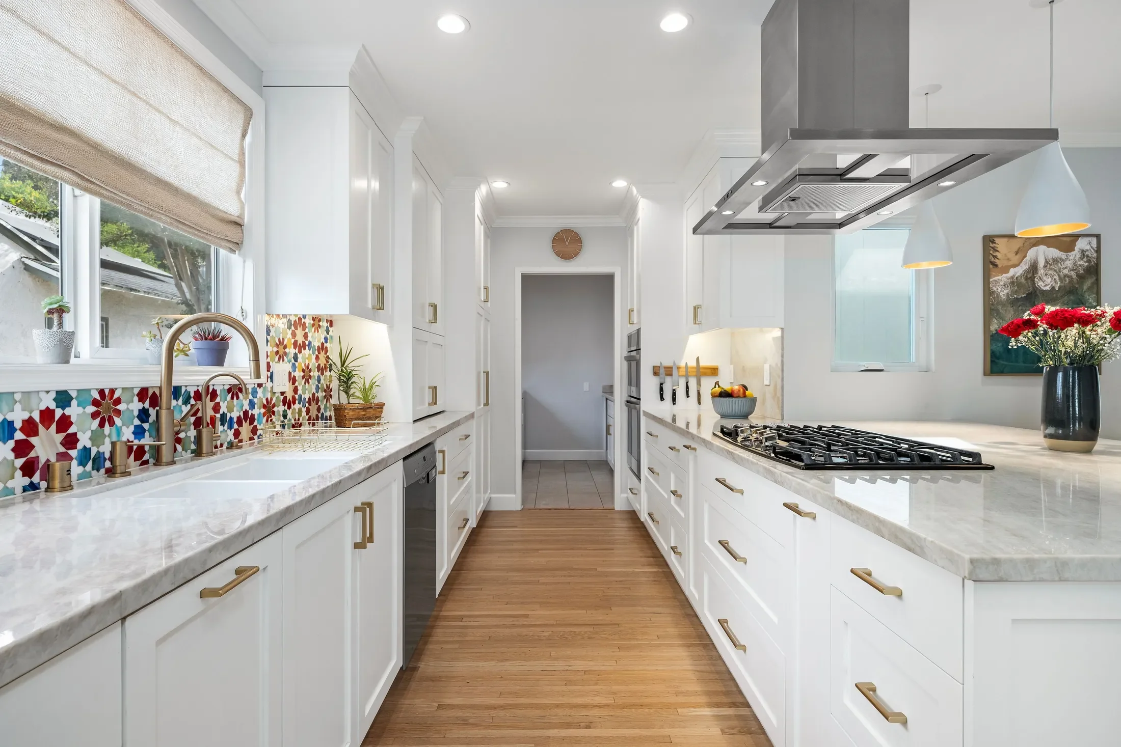 16600 Gilmore Street, Van Nuys, CA 91406, Los Angeles, California, United States. - Hero Image