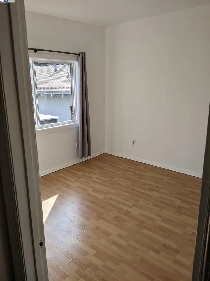 2622 Kingsland Ave, Oakland, California, United States. - Photo 18