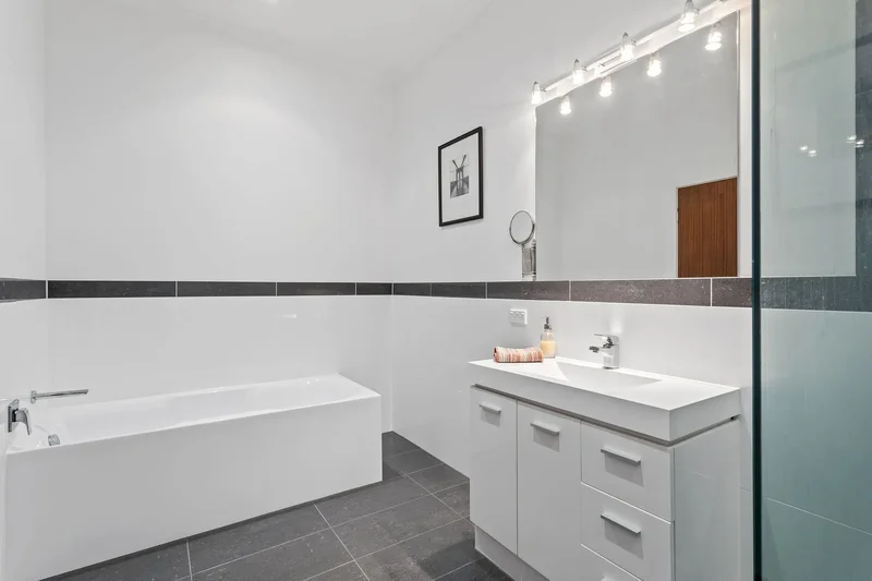 1/632 Esplanade, Mornington VIC 3931, Australia, Mornington, Victoria, Australia. - Photo 2