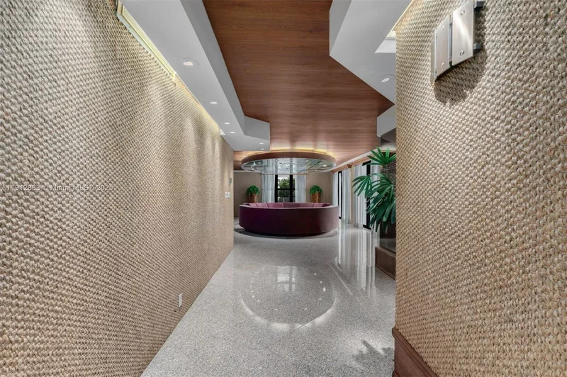 5500 Collins Ave 304, Miami Beach, Florida, United States. - Photo 7