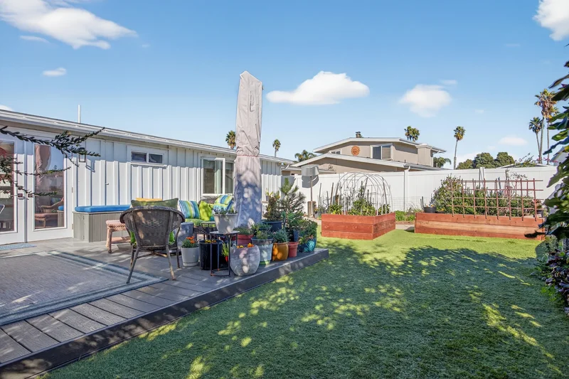 1040 Dover Lane , Ventura, CA 93001, Ventura, California, United States. - Photo 28