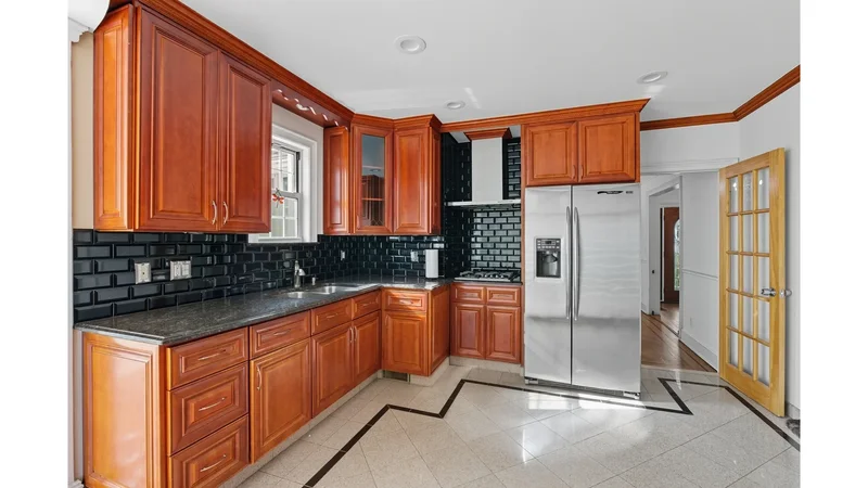 255-10 Iowa Road, New York, New York, United States. - Photo 34
