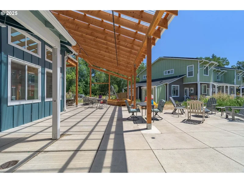 172 Oakleigh Ln #513, Eugene, OR 97404, Eugene, Oregon, United States. - Photo 32