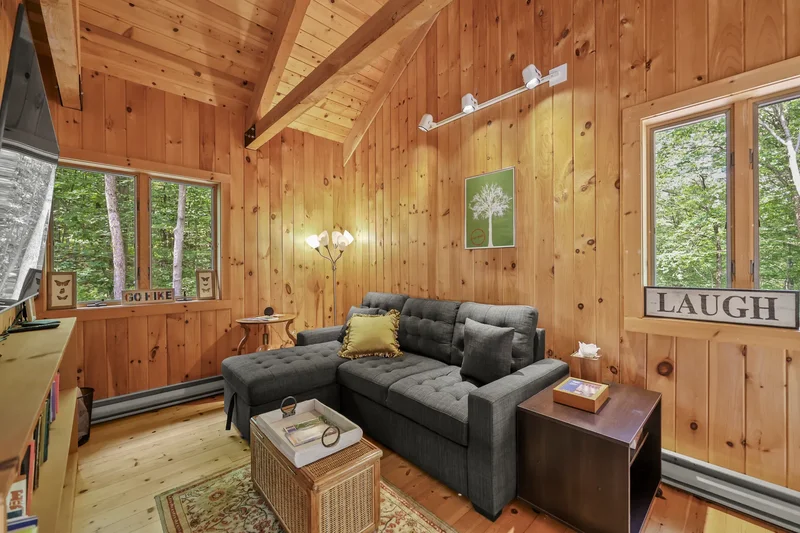 112 Silver St, Lanesborough, MA 01237, Pittsfield, Massachusetts, United States. - Photo 33