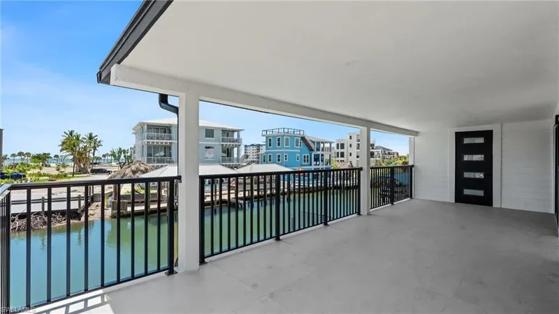 910 3rd ST, Fort Myers Beach, Florida, United States. - Photo 19