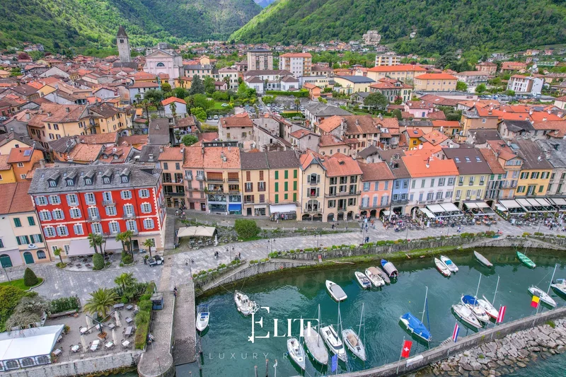 Piazza Vittorio Emanuele III, 28822 Cannobio VB, Italy, Cannobio, Piedmont, Italy. - Photo 67