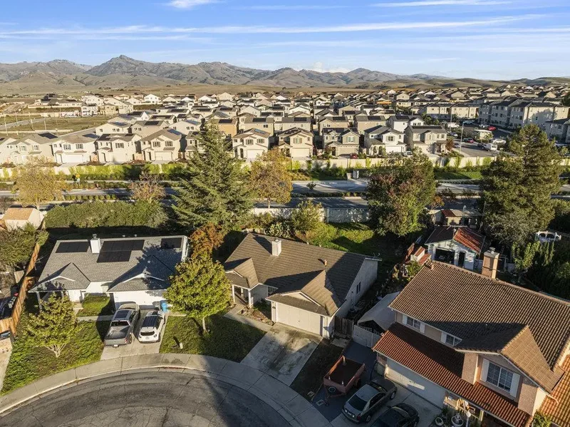 2199 Raleigh Circle Circle, Hollister, CA 95023, Hollister, California, United States. - Photo 39