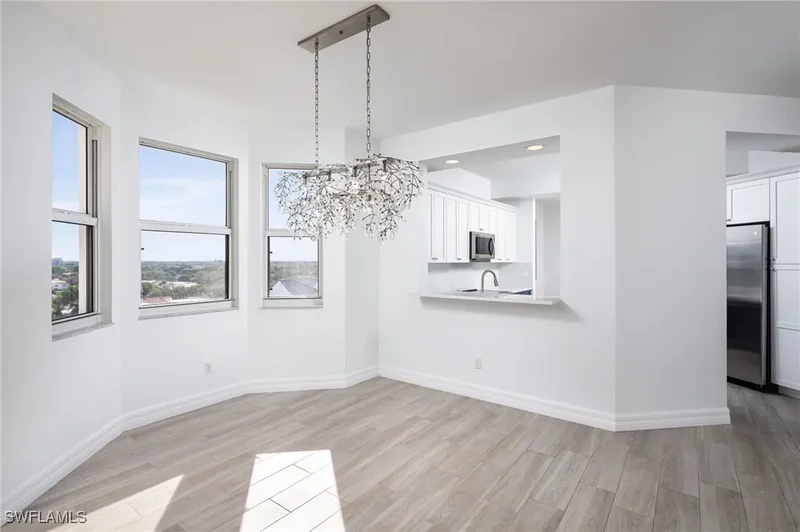 410 Flagship Drive 906, Naples, Florida, United States. - Photo 23