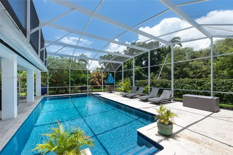 13020 SW 70th Ave, Coral Gables, Florida, United States. - Photo 4