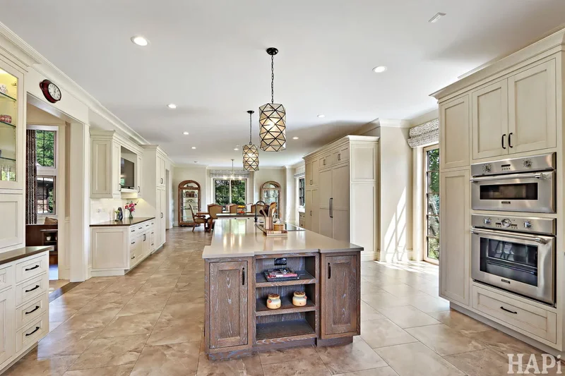 18 Enclave Court, South Barrington, IL 60010, Barrington Hills, Illinois, United States. - Photo 14