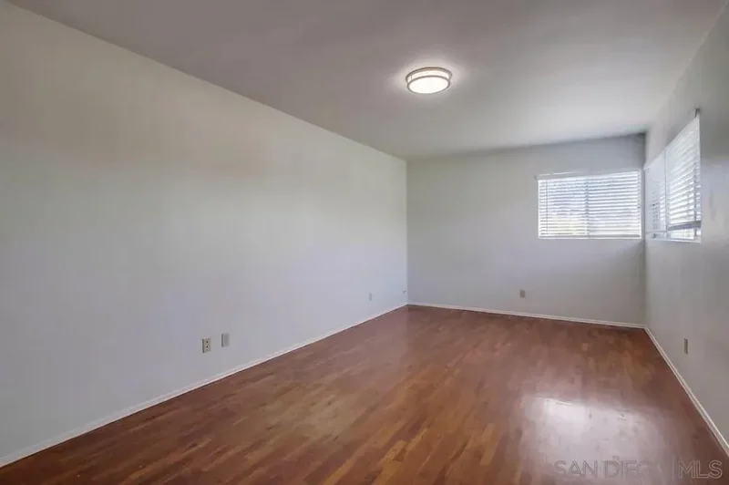 349-351 G Avenue, Coronado, California, United States. - Photo 58