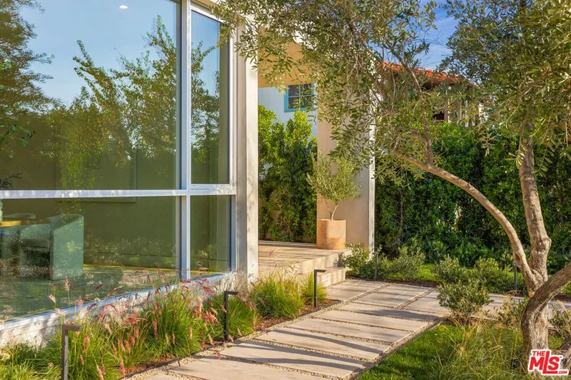 634 Moreno Avenue, Los Angeles, California, United States. - Photo 6