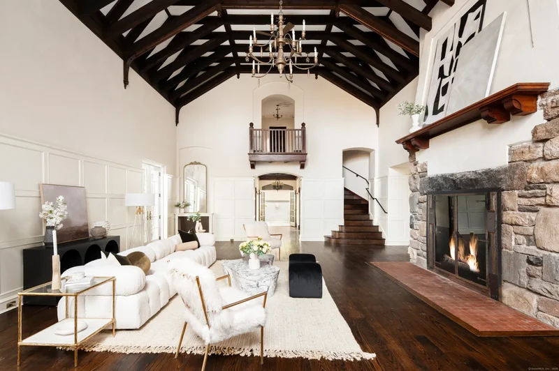 271 Hunting Ridge Rd, Stamford, Connecticut, United States. - Photo 6