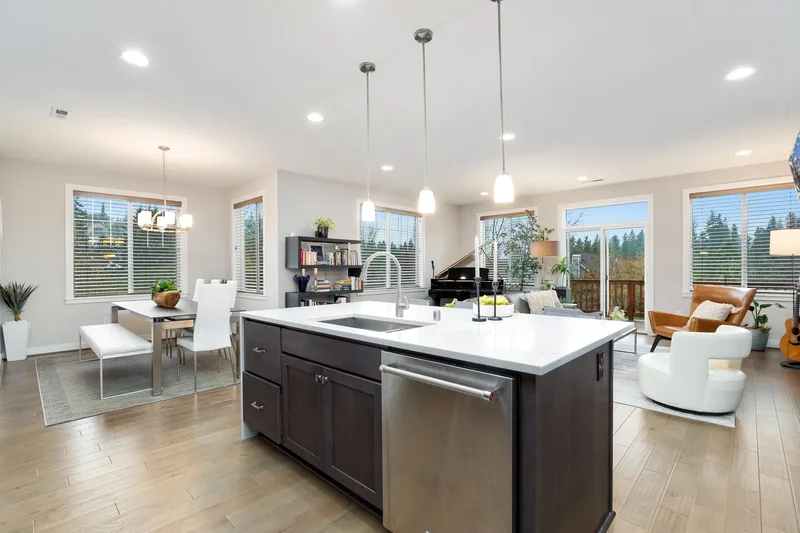 23800 SE 45th Terrace , Sammamish, WA 98029, Sammamish, Washington, United States. - Photo 10