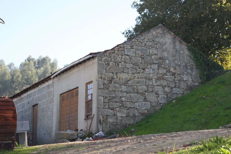 Lugar da Cerqueda, Santo Tirso, Couto (Santa Cristina e Sao Miguel) e Burgaes, Porto District, Portugal. - Photo 24