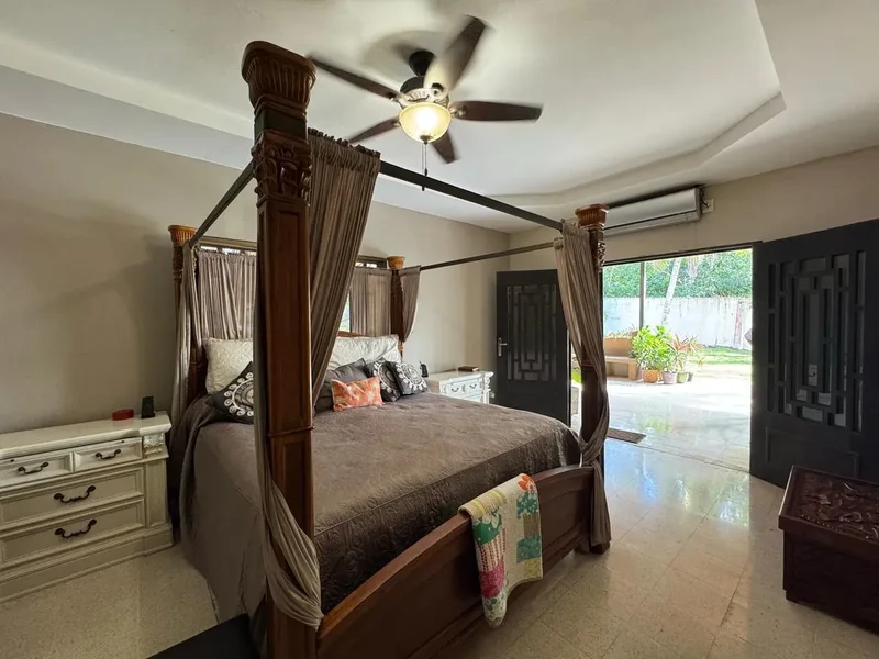 Santiago, Veraguas Province, Panama. - Photo 20