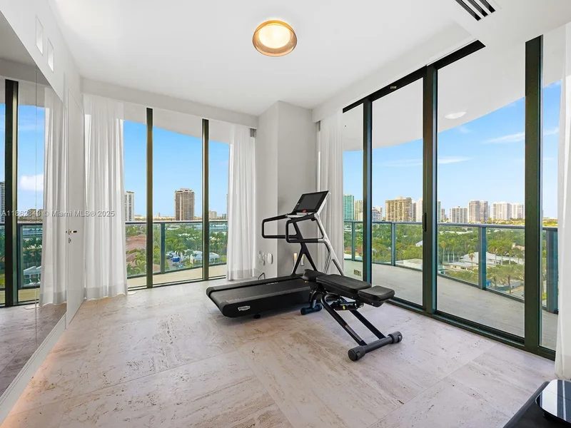 19575 Collins Ave 9, Golden Beach, Florida, United States. - Photo 49
