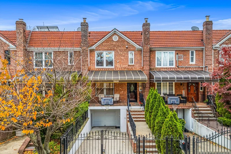 68-48 Juno Street , Forest Hills, NY 11375, New York, New York, United States. - Photo 21