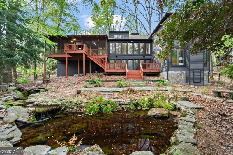 1890 Spalding Drive, Atlanta, GA 30350, Atlanta, Georgia, United States. - Photo 19