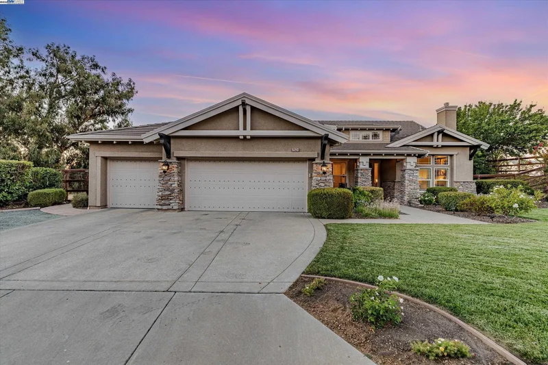 2531 Leona Pl, Pleasanton, California, United States. - Photo 4