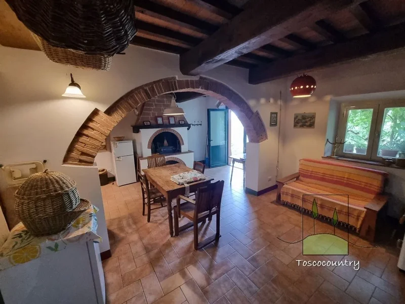 Santo Pietro, La Pieve, Tuscany, Italy. - Photo 17