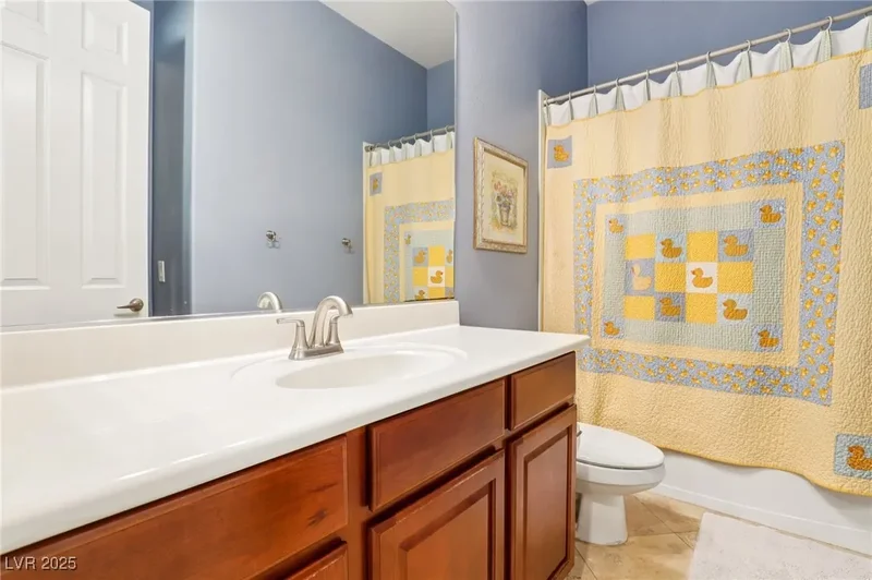 929 Viscanio Place, Las Vegas, Nevada, United States. - Photo 33