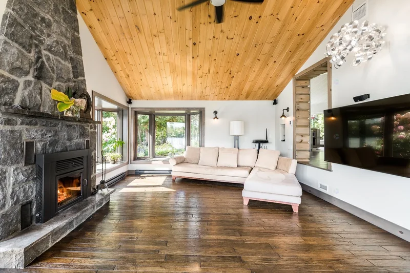 10 Île G Lac des 14 Îles, Saint-Hippolyte, Quebec, Canada. - Photo 12