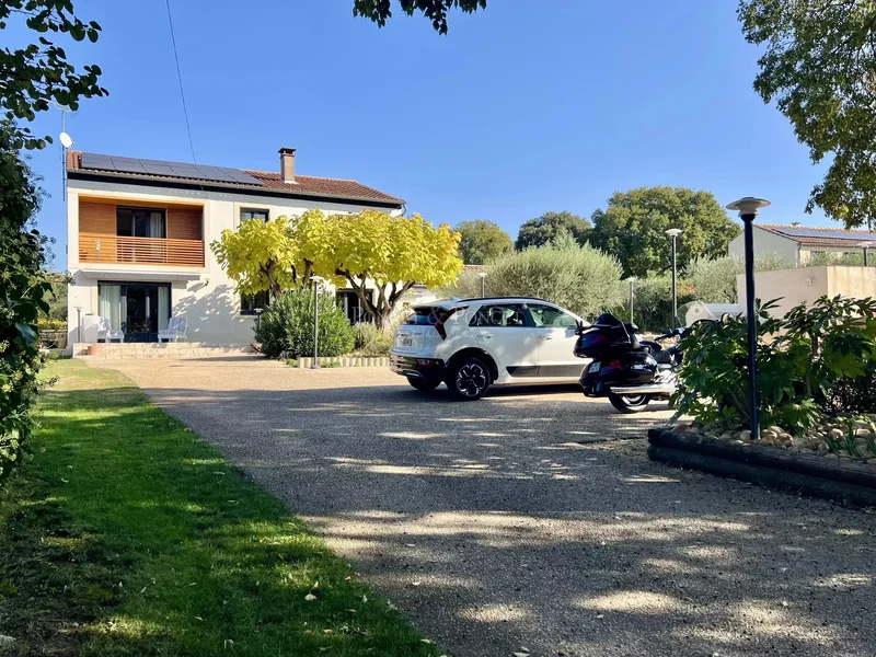 Uzès, Occitanie, France. - Photo 10