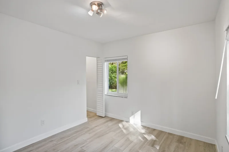 1779 NE 168th , North Miami Beach, FL 33162, Miami, Florida, United States. - Photo 18