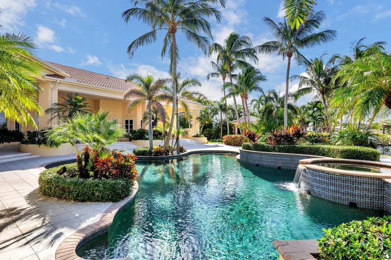 19223 Riverside Drive, Tequesta, Florida, United States. - Photo 56
