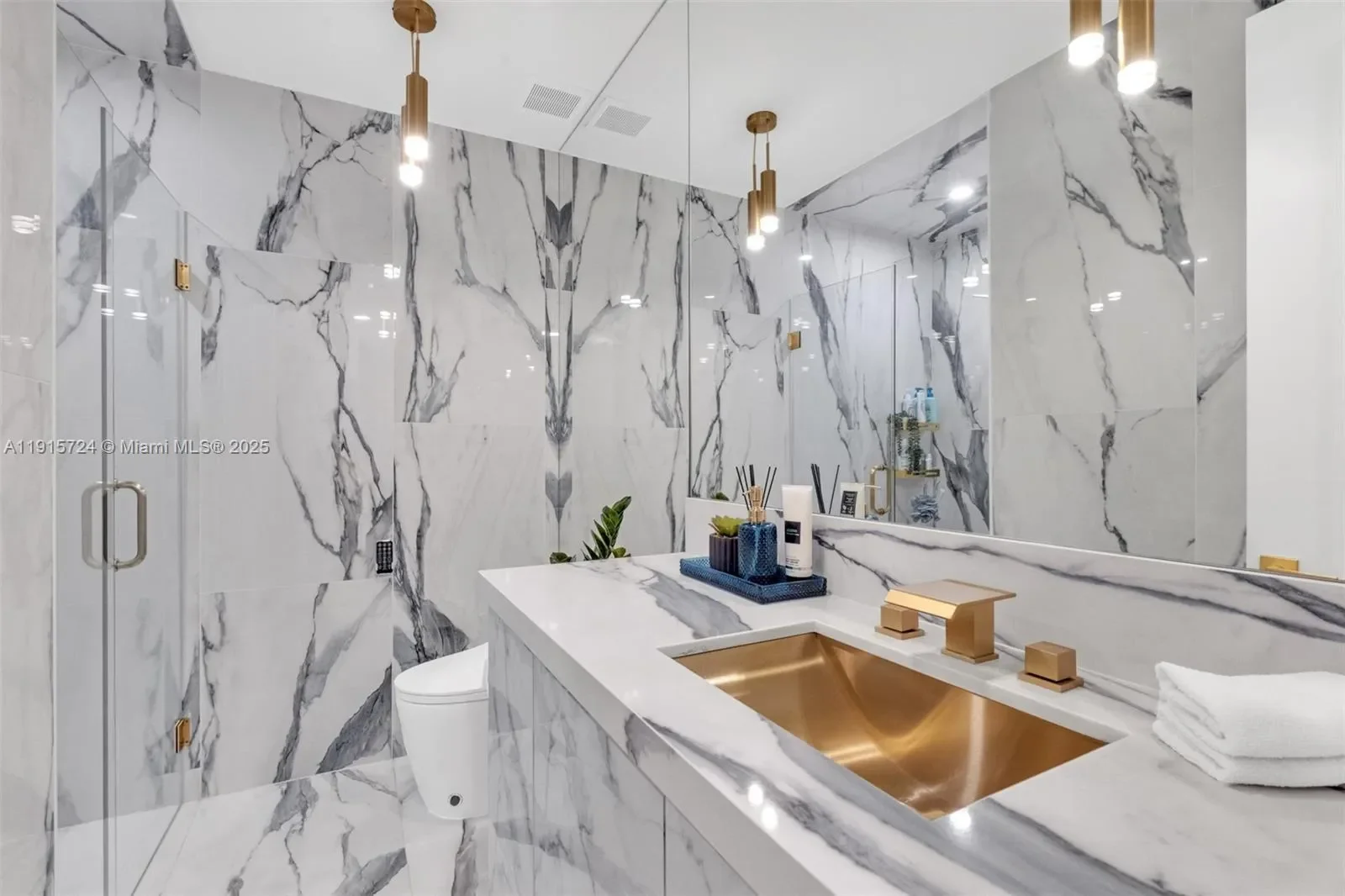 726 NE 17th Way, Fort Lauderdale, Florida, United States. - Photo 20