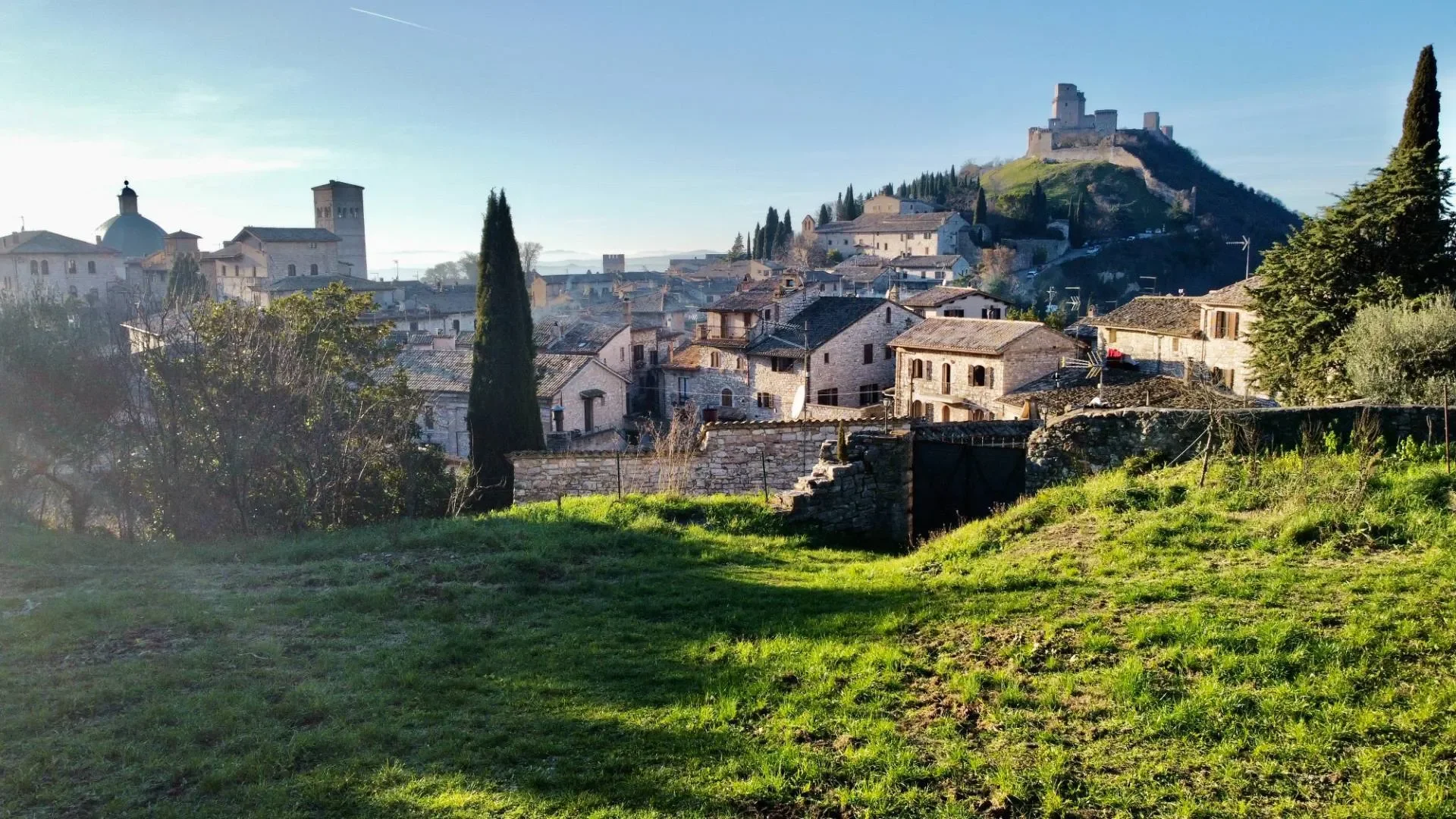 Via Villamena, San Damiano, Umbria, Italy. - Photo 19