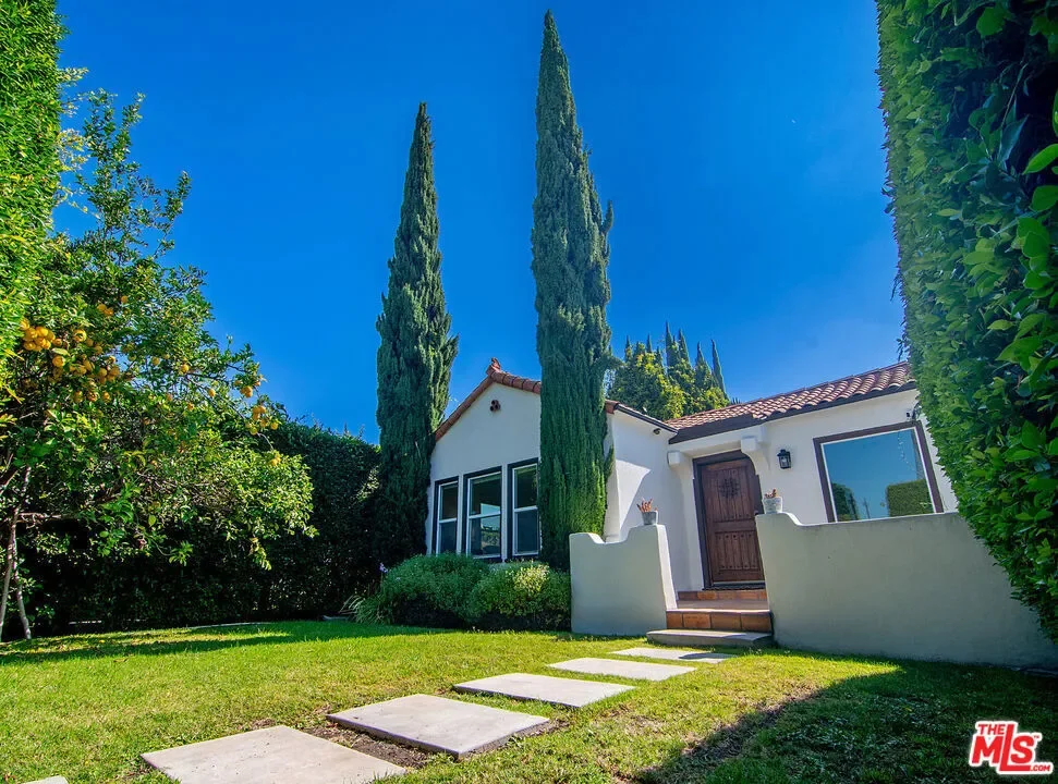 502 N Crescent Heights Boulevard, West Hollywood, California, United States. - Photo 25