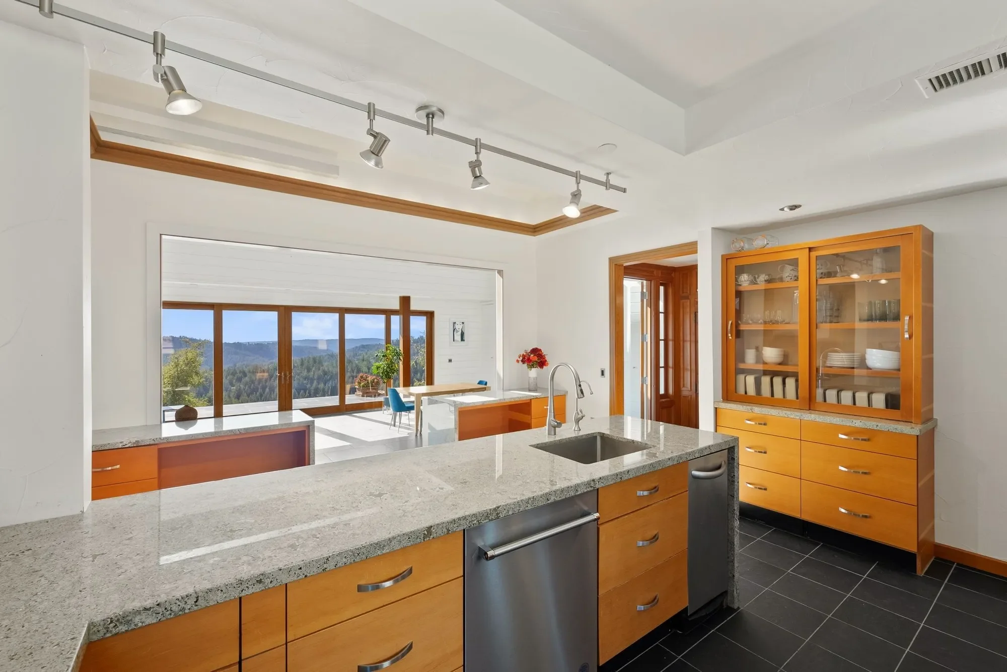 15220 Upper Ellen Road , Los Gatos, CA 95033, Los Gatos, California, United States. - Photo 21