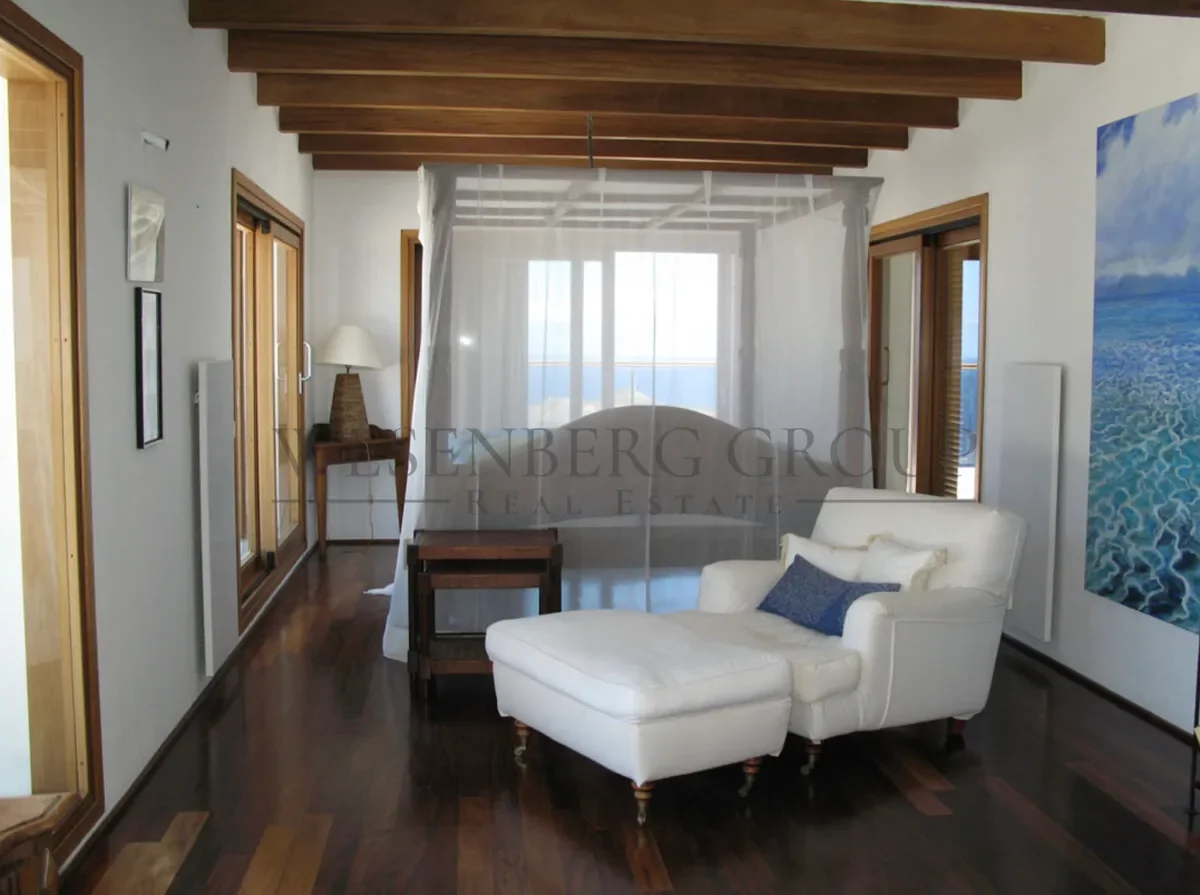 Gallery photo 9