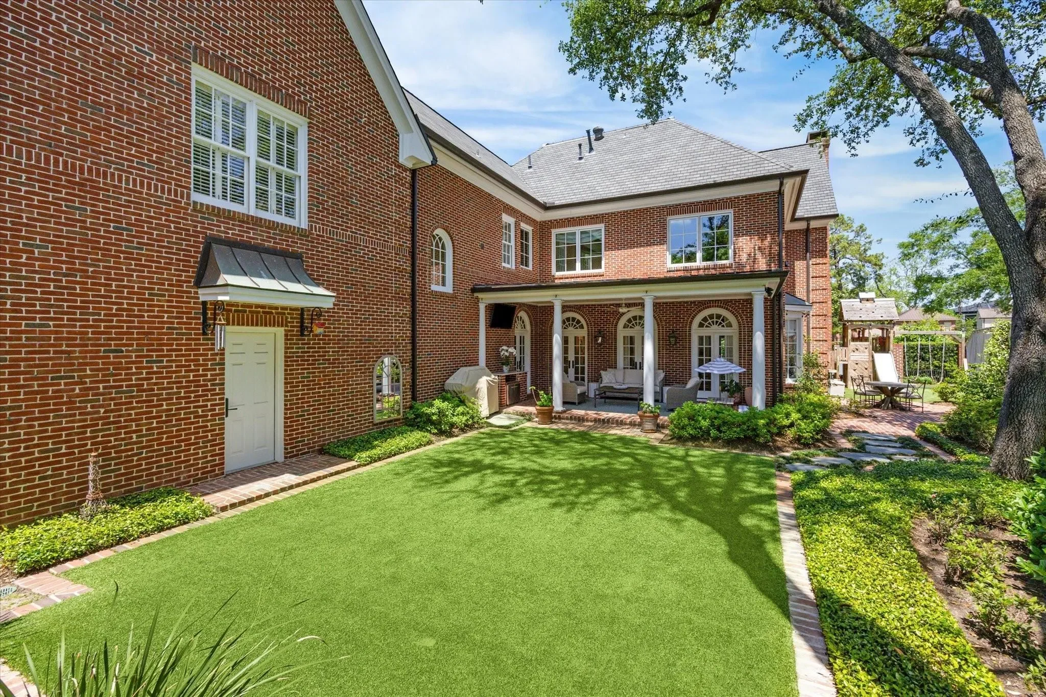 2413 Brentwood Drive, Houston, Texas, United States. - Photo 44